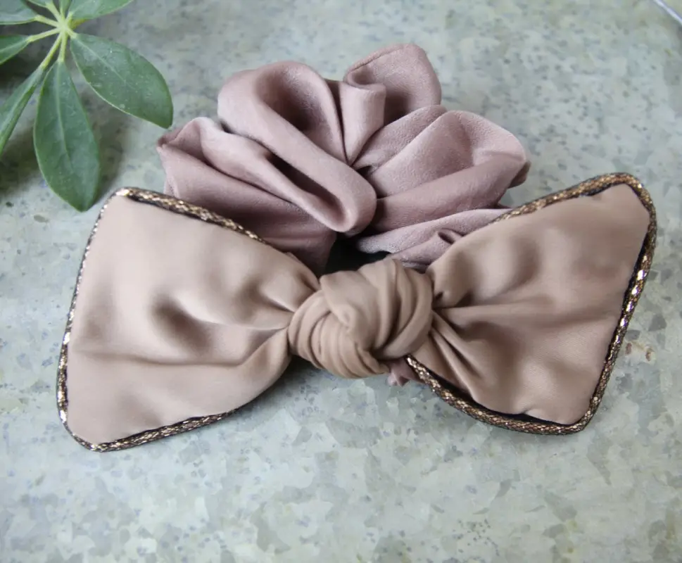 Scrunchie - Nelly beige bred - Beställ direkt